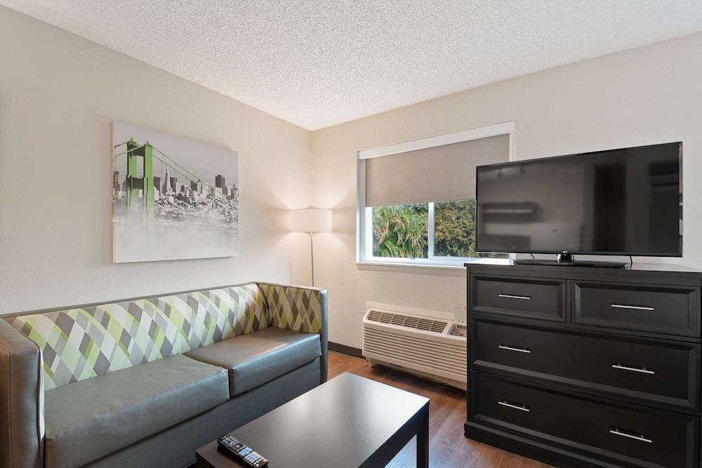 Extended Stay America Premier Suites - Miami - Airport - Miami Springs Exterior photo
